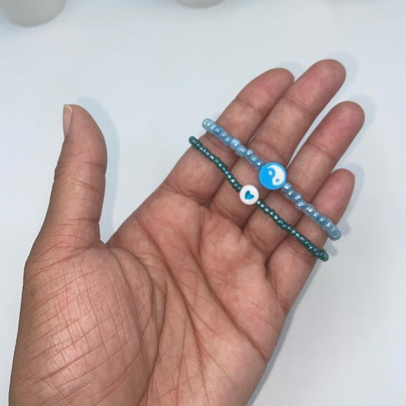 Handmade Trendy Y2K Inspired Glass Seed Bead Bracelet Set - Picture 4 of 8